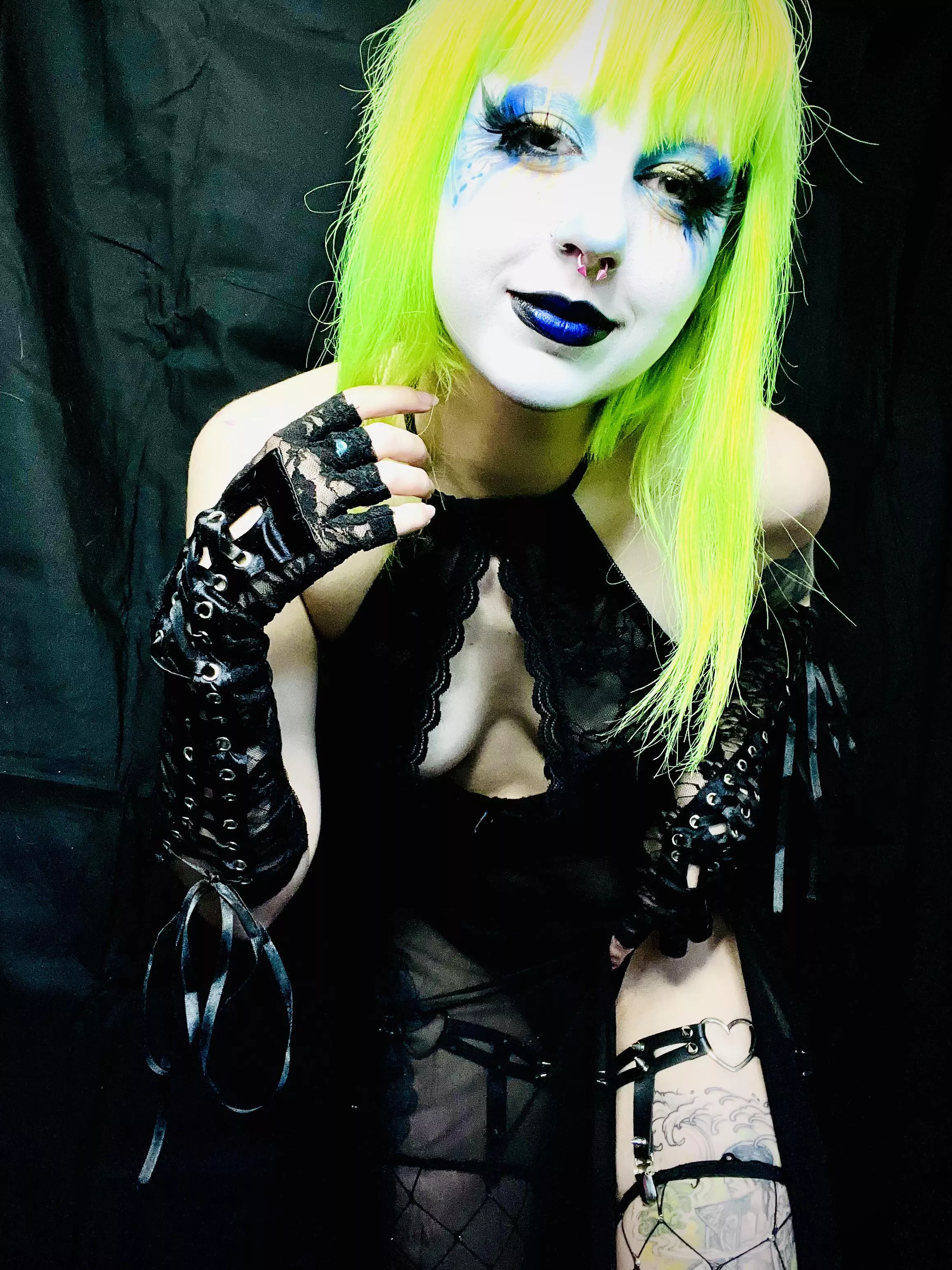 Black lace lingerie 🖤