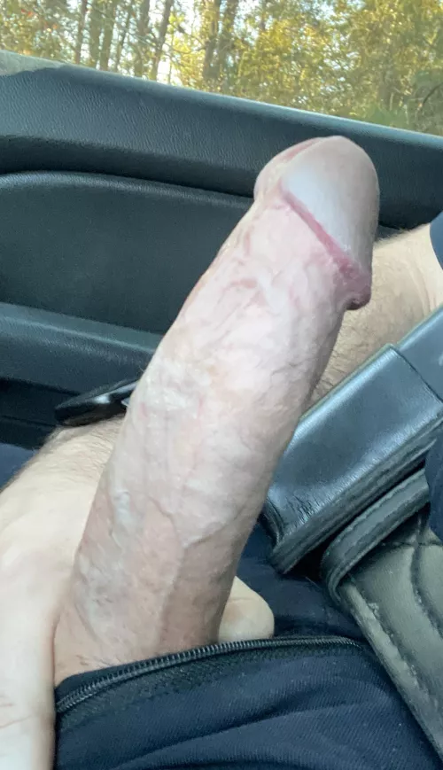 Cum help me out down this back road at work 😏