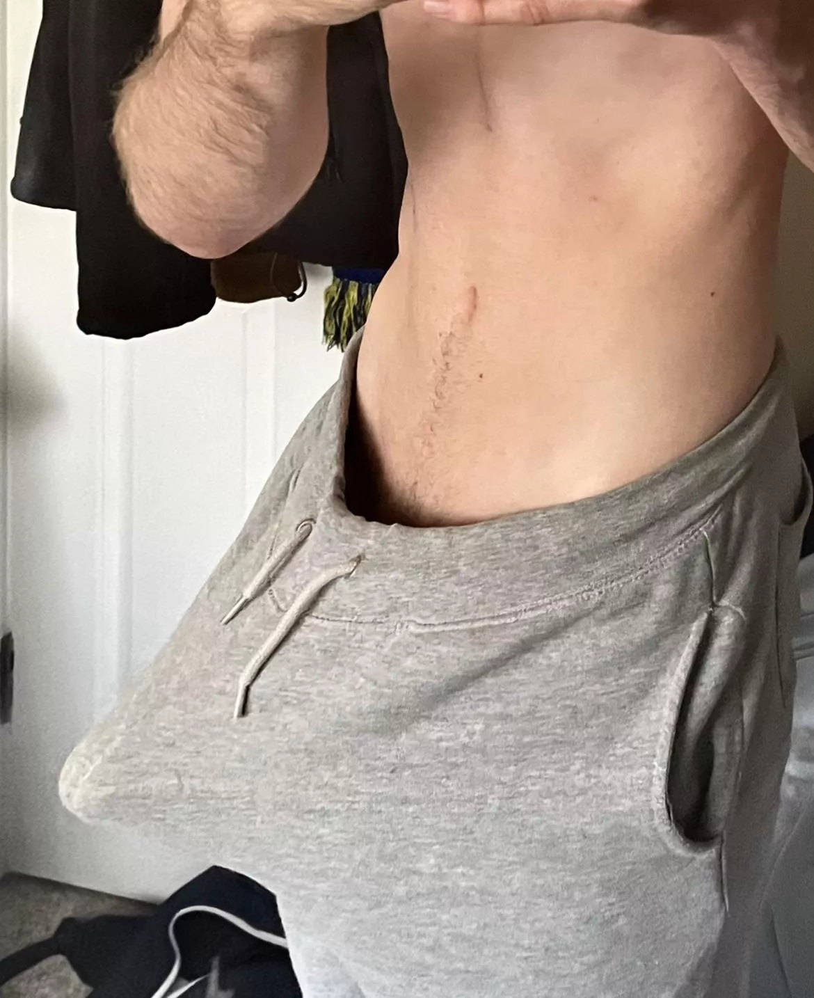 Don’t think my sweatpants were ready for how strong my erection is 😅 dms open