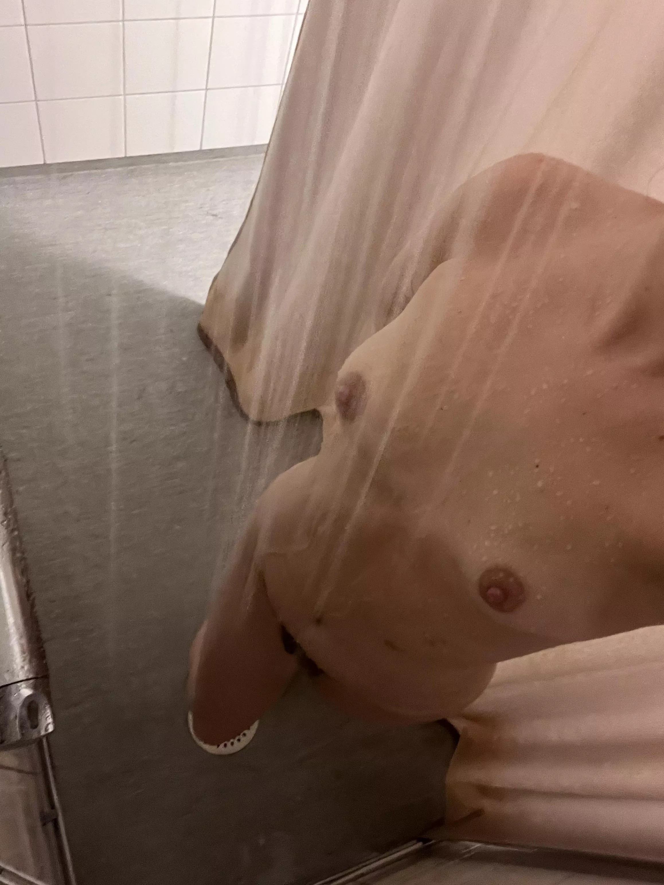 Duscha med mig?🥺 #atm