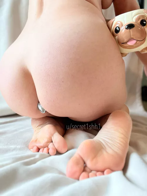 Even the mug wants a taste