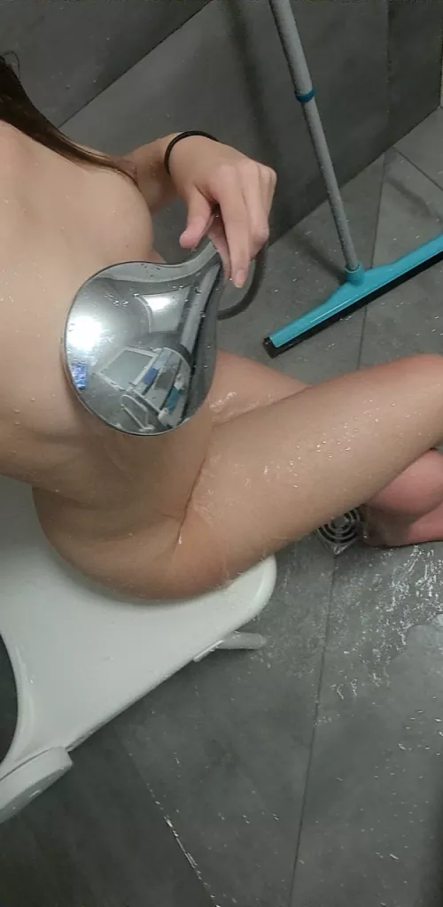 [F20] Do you like what you see? Check out the comments for my link😘