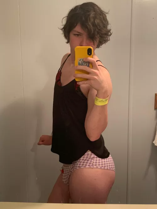 Finally a 🤏 cage that fits in my panties 🙏😍