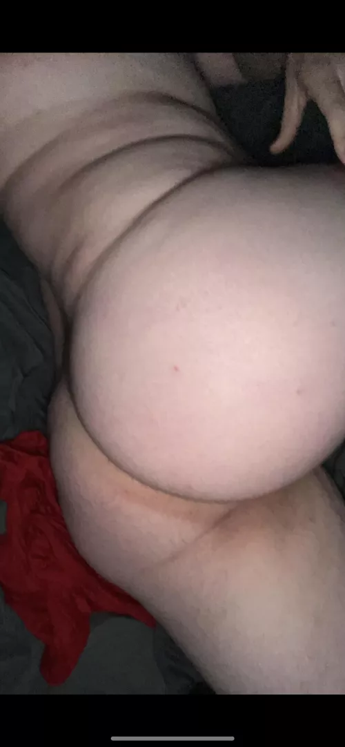 First time posting, wondering if my ass is nice?