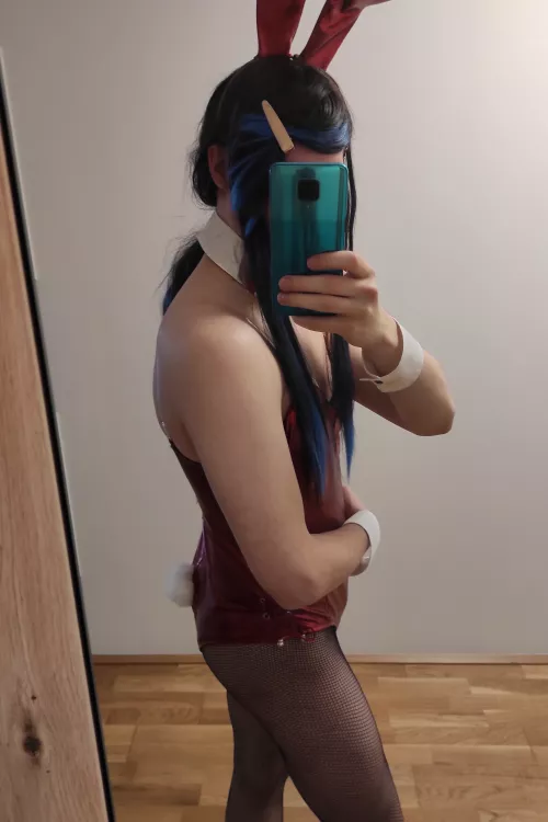 Got a Bunny outfit and wanted to share it :3