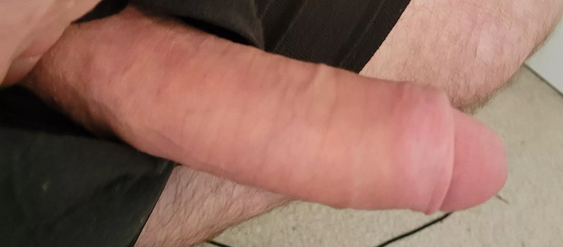 Got to work a little early and no-one was in so I took this quick pic 8 inches waiting for someone to play with it 😉