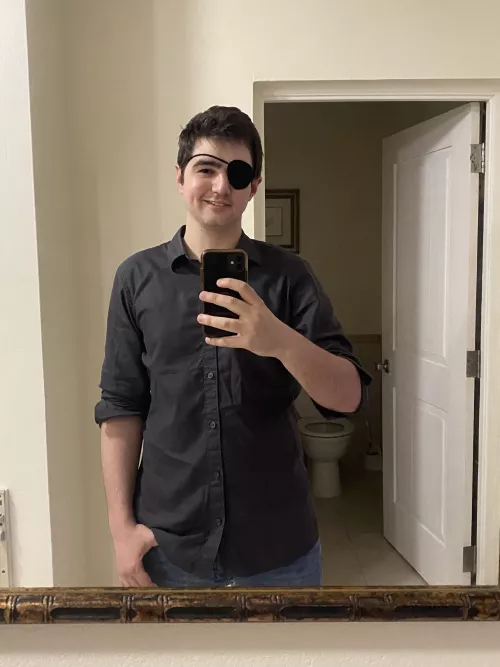 Heading out to dinner on vacation! I don’t get to dress up a lot so it always feels nice lol