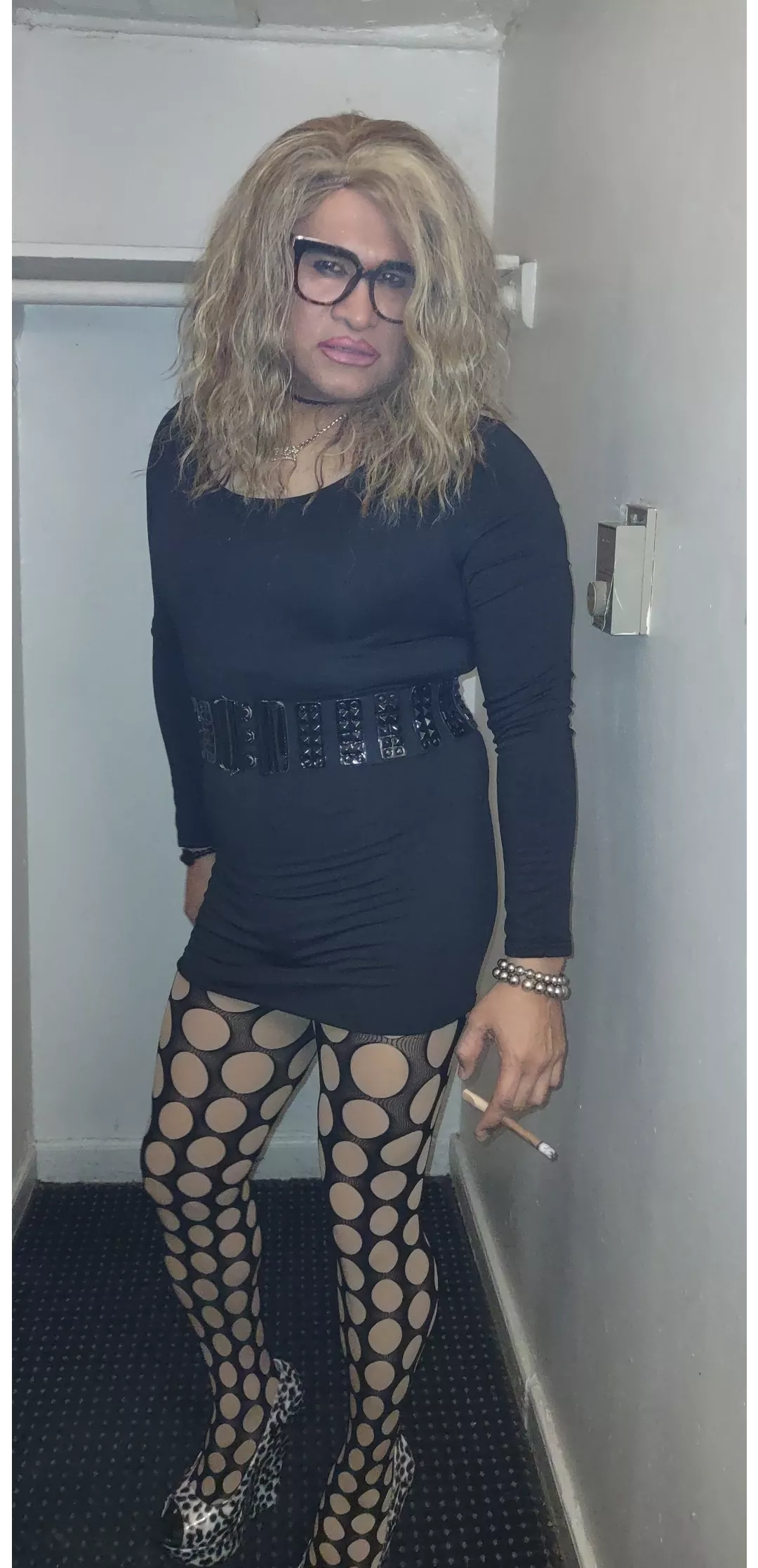 hello from chitown crossdresser 54 yo bottom.