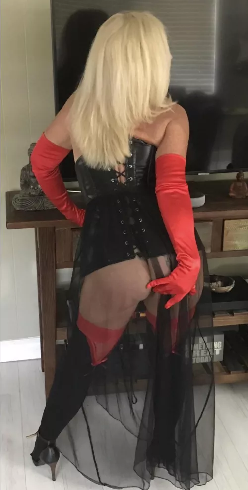 How do you like my new Corset?