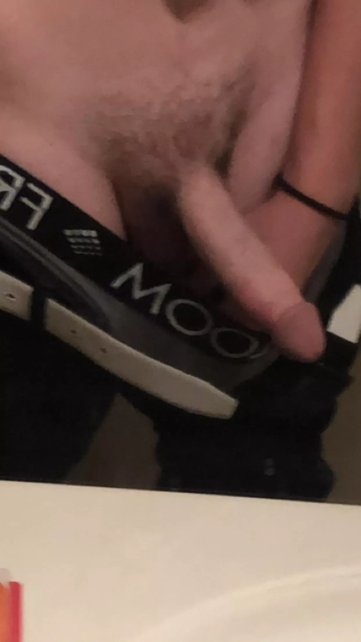 I struggle with confidence. Rate me