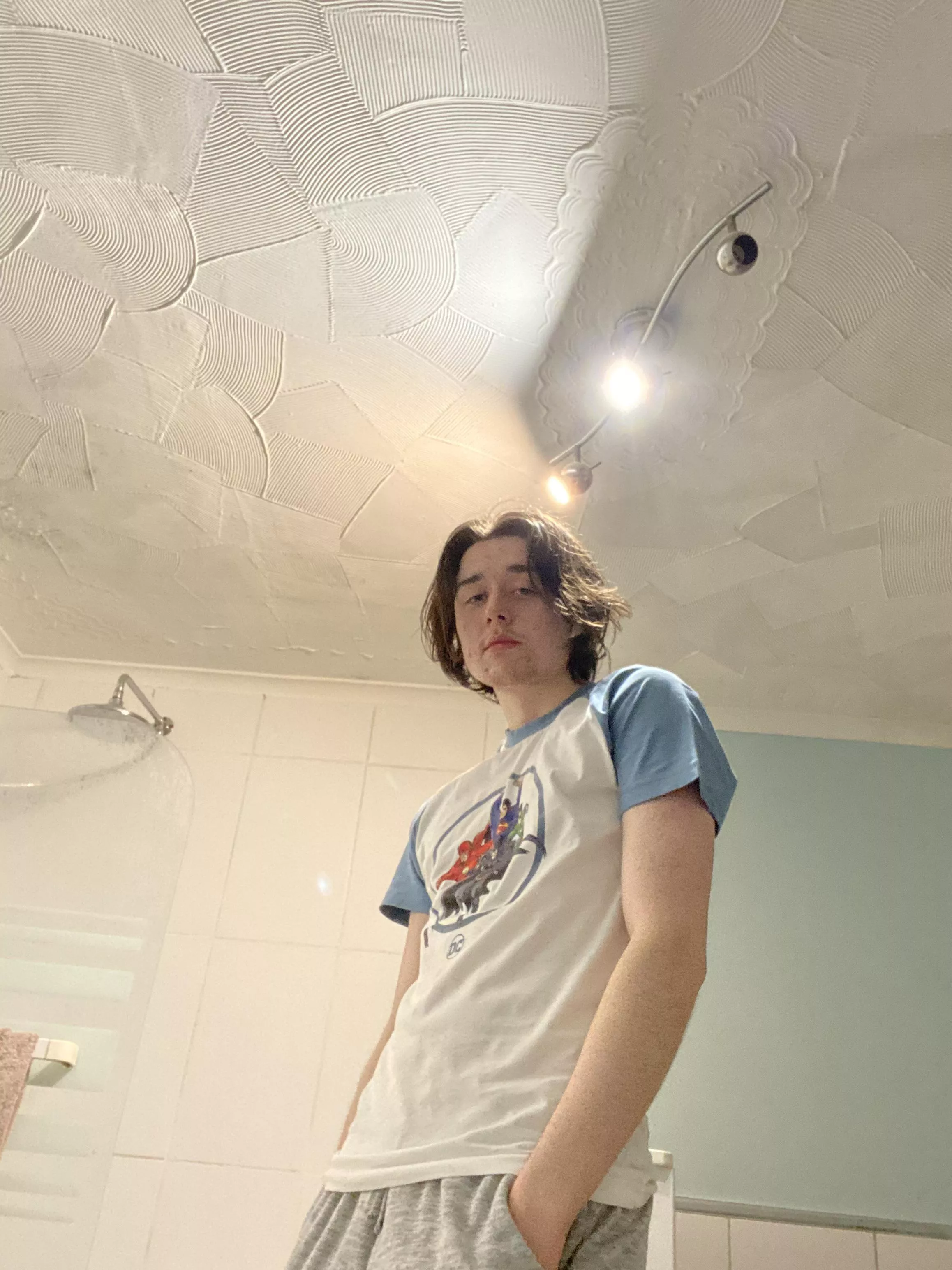 i’m becoming an Ana main someone plz send help, i need overwatch friends