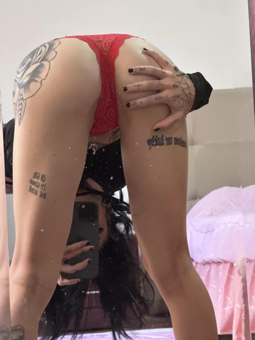 interesting way to take a pic huh?