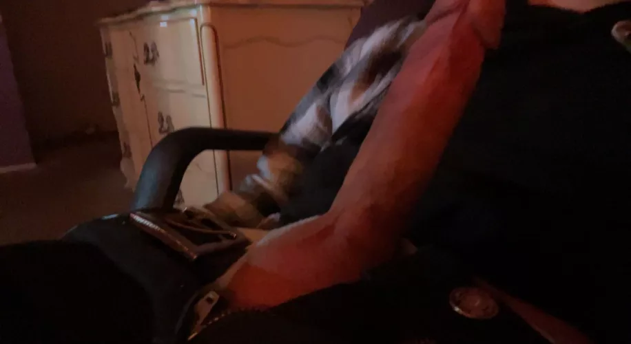 It aches too much to hide 😩 will you help me? 18m ~ pm’s open