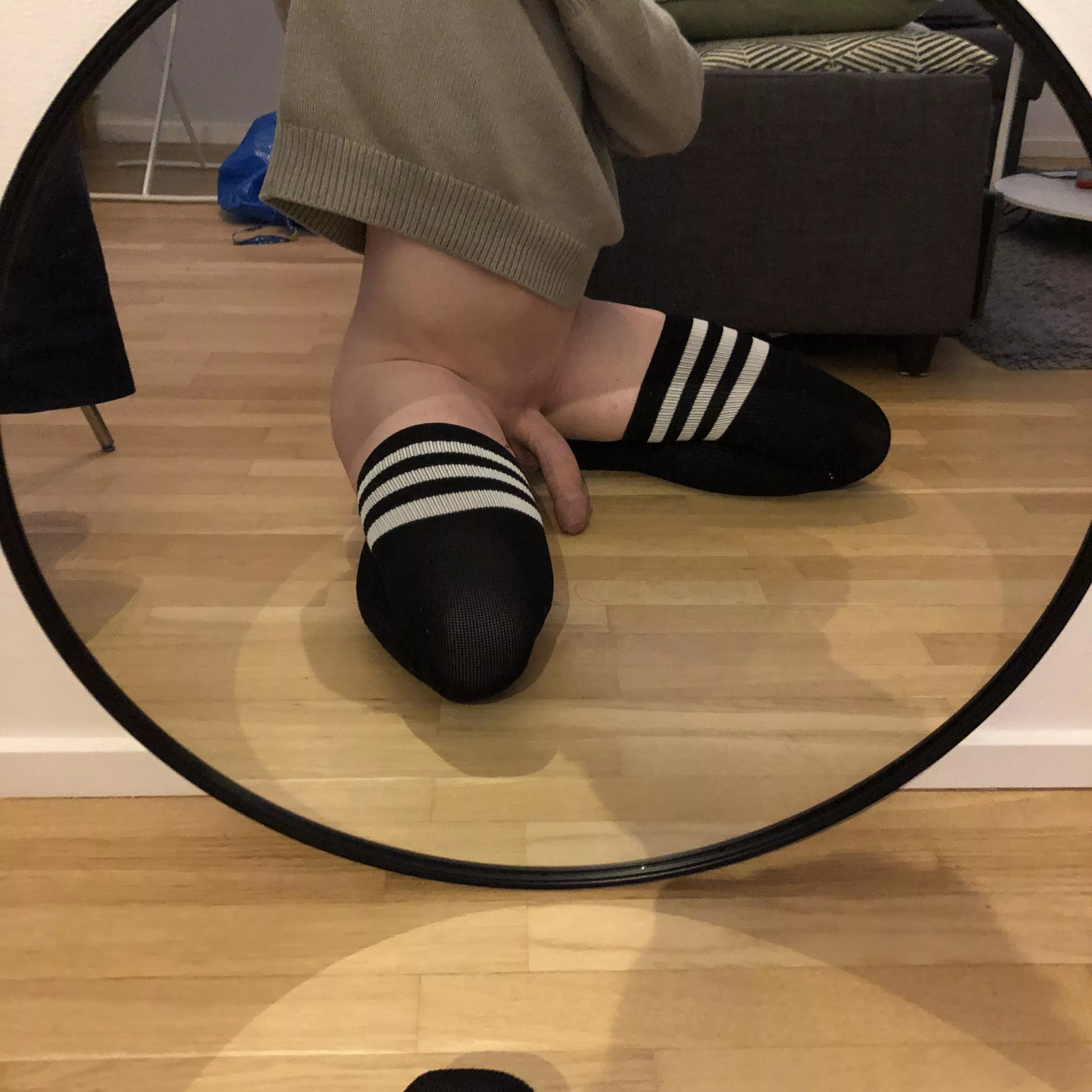 its cold in my apartment, wanna help me stay warm?