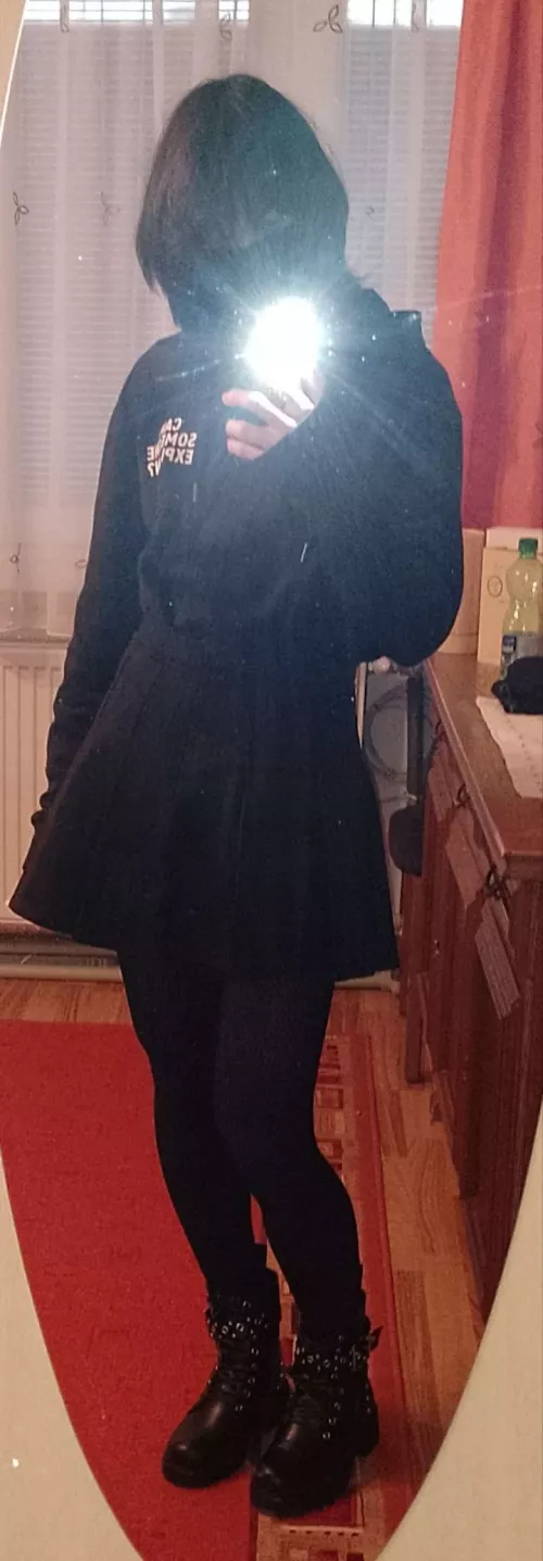 It's Femboy Friday bishes 🖤