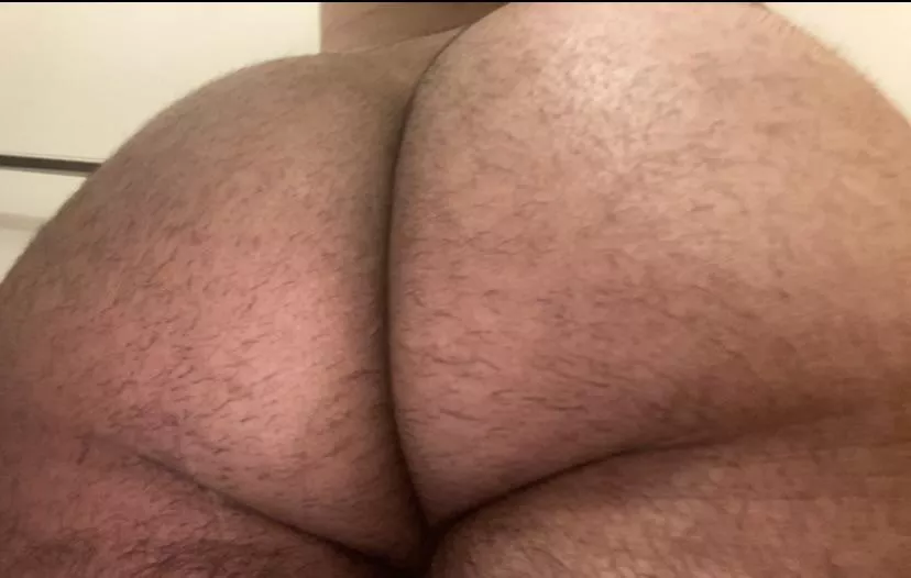 It’s so big and squishy. Try it out for yourself 😉