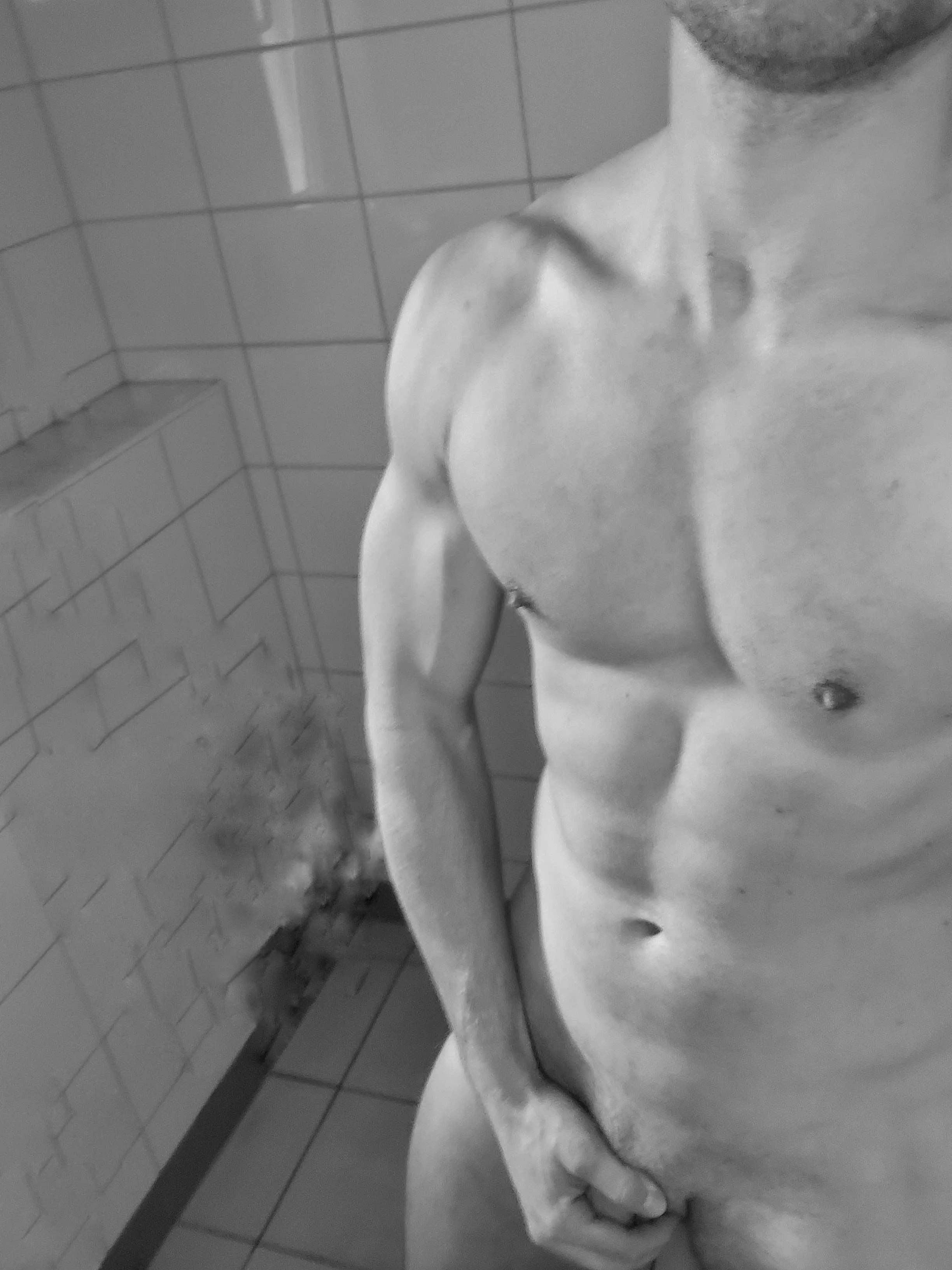 just a quick post workout shot (m)