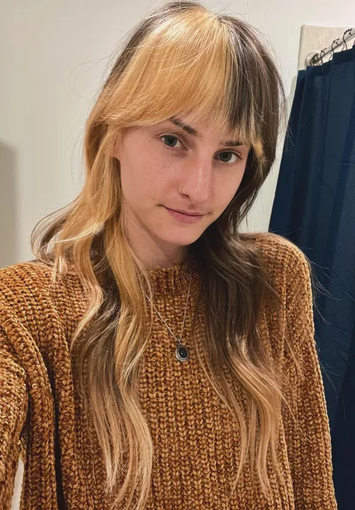 Just got a fresh cut and loving my bangs!