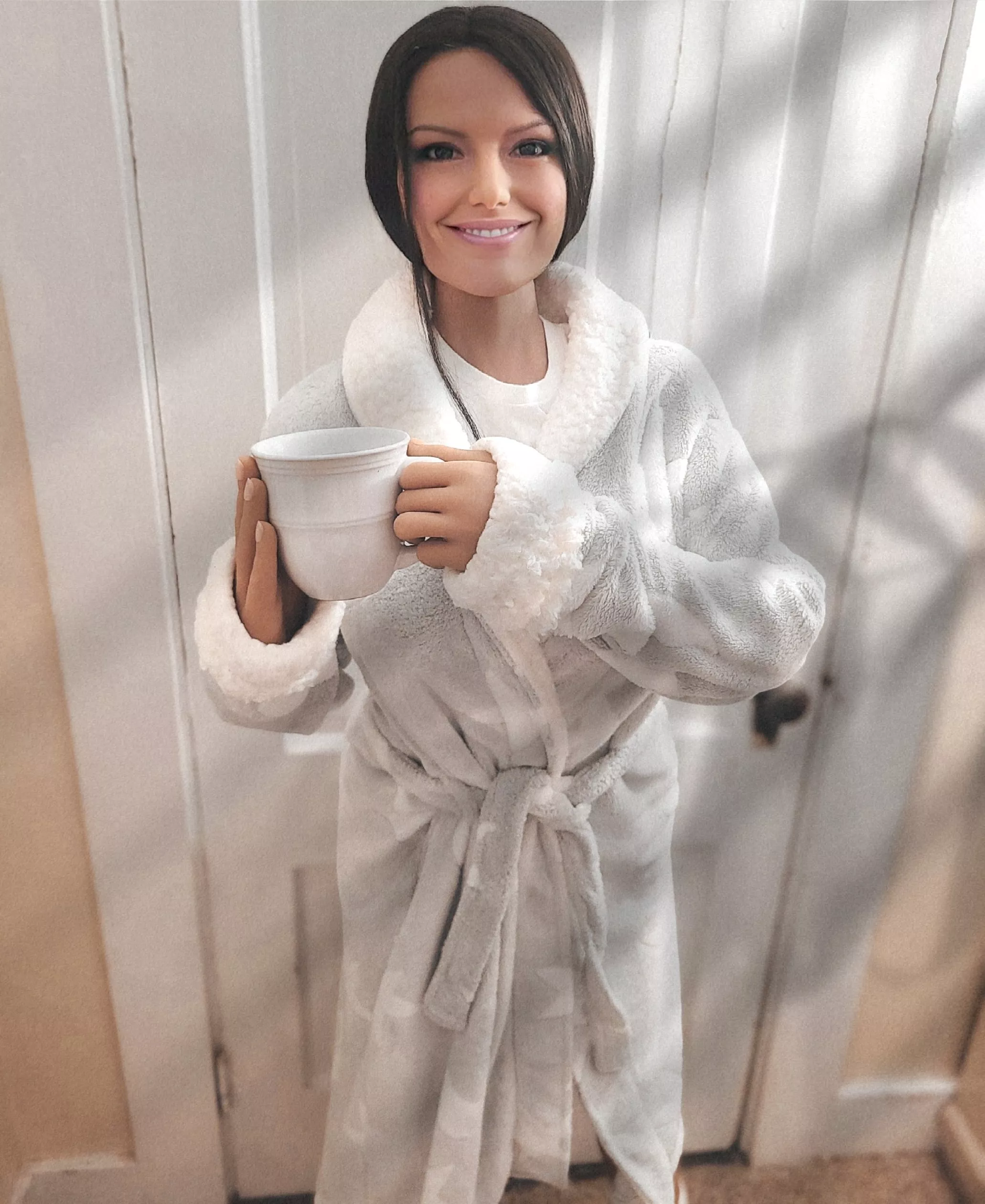 Lara says if you come keep her company she'll put on another pot of coffee for you