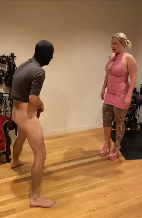 Latex Barbie ball smasher #ballbusting