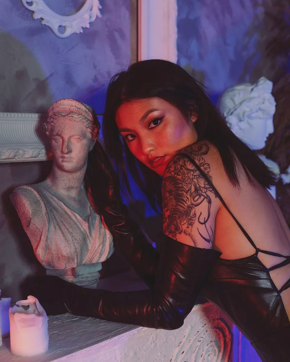 Leather against my soft skin, I love it