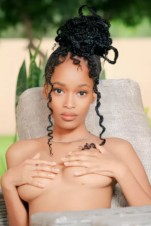 Lookin’ like a snack. Come, eat me!