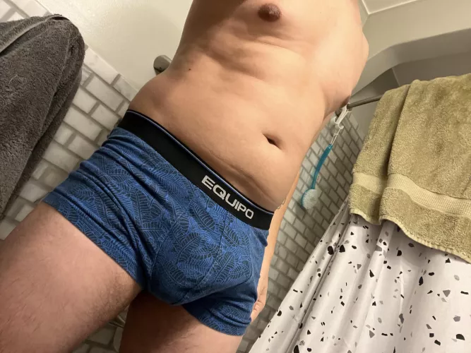 Love how much it bulges out in these boxer briefs