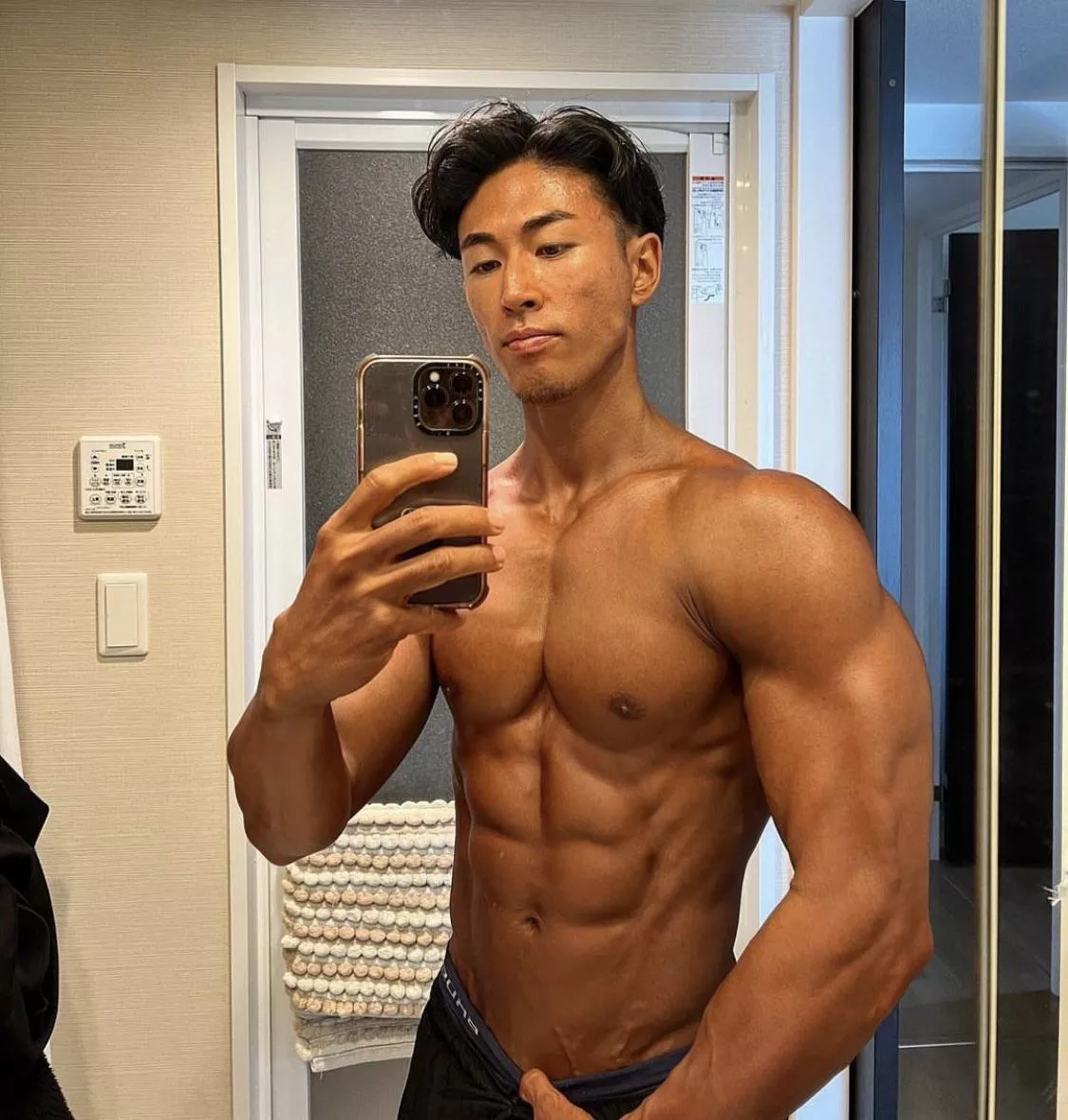 (M) now who wants to go play with me ?