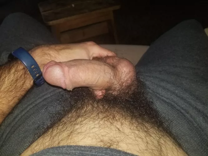 M(38) love a thick bush