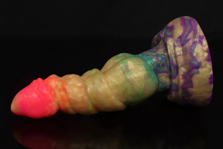 My latest pickup: M/M Nova with Aurora flair!