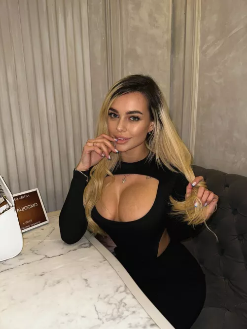 My naked body for your good mood