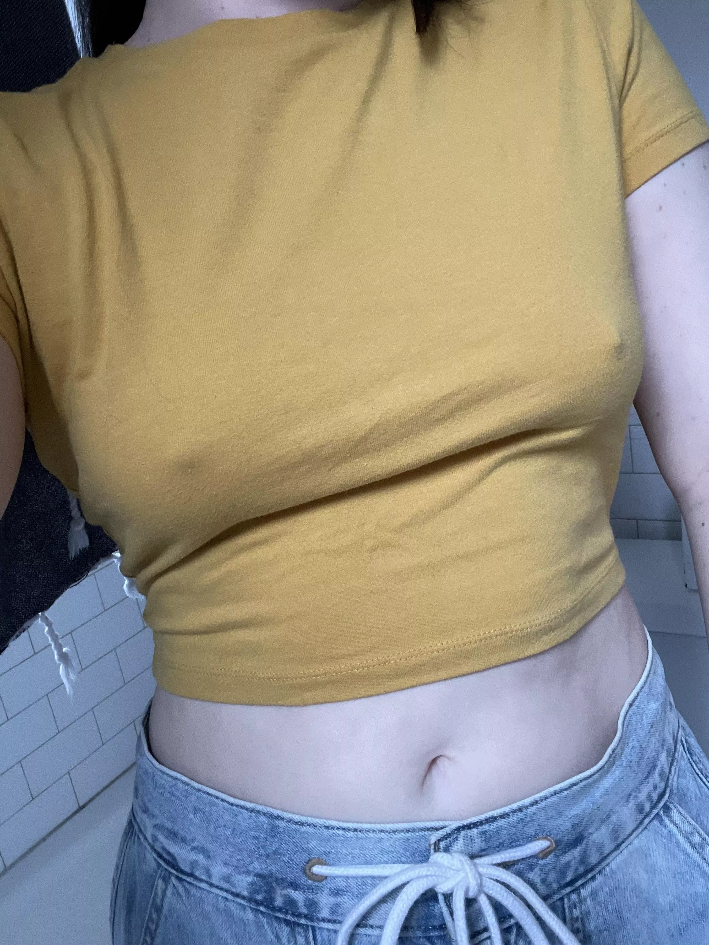 My outfit for running to the laundromat because I ran out of clean bras :/