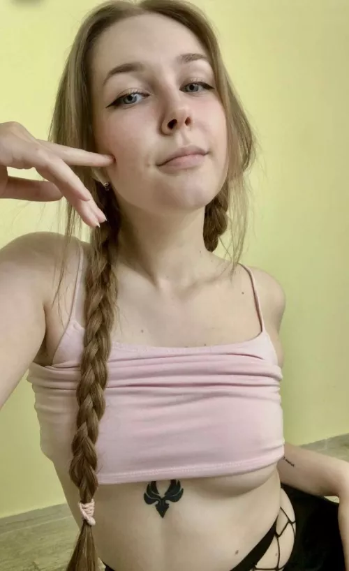 My program for this evening is to get off while reading all the sexy comments on this post.