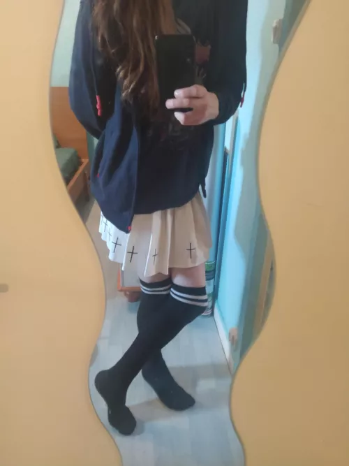 NEW SKIRT, VERY HAPPY