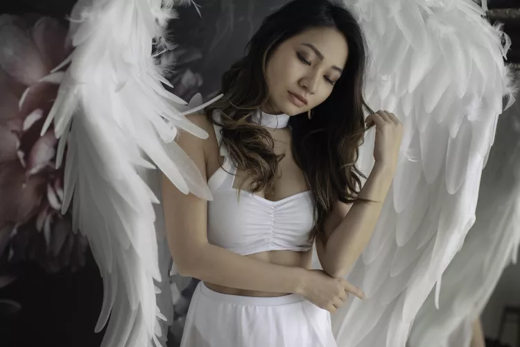 OMKD | P - I can be your angel. Model - Elora