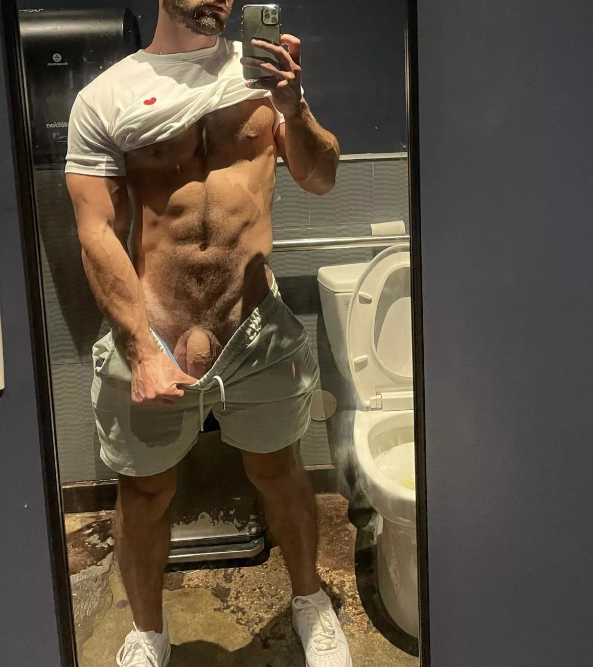 Quick photo at the party Add me: hohohes