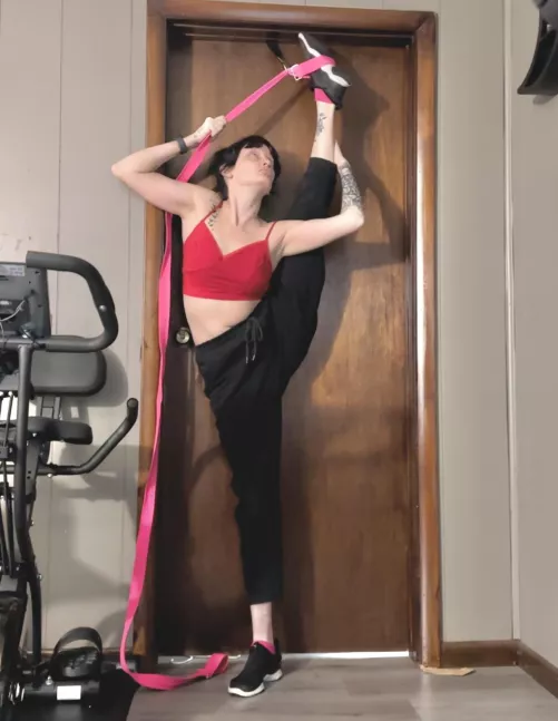 SFW end of workout shot ♥️What’s the hottest flexy position?