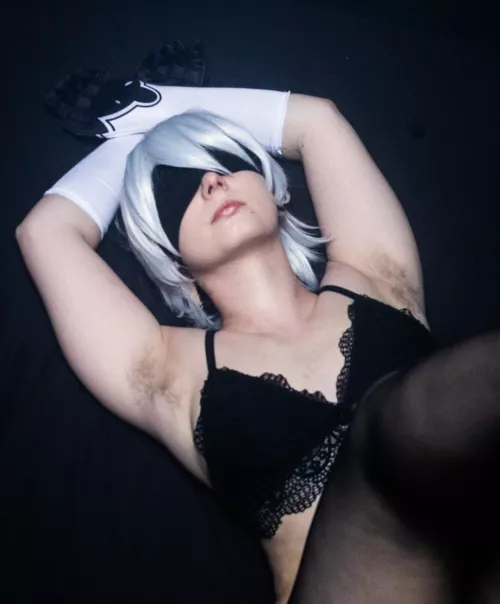 Showing off the fluff in my cosplay