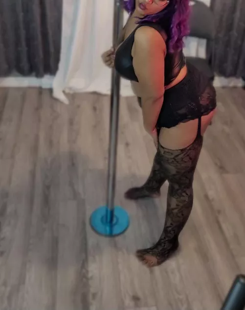 this booty needs a beating