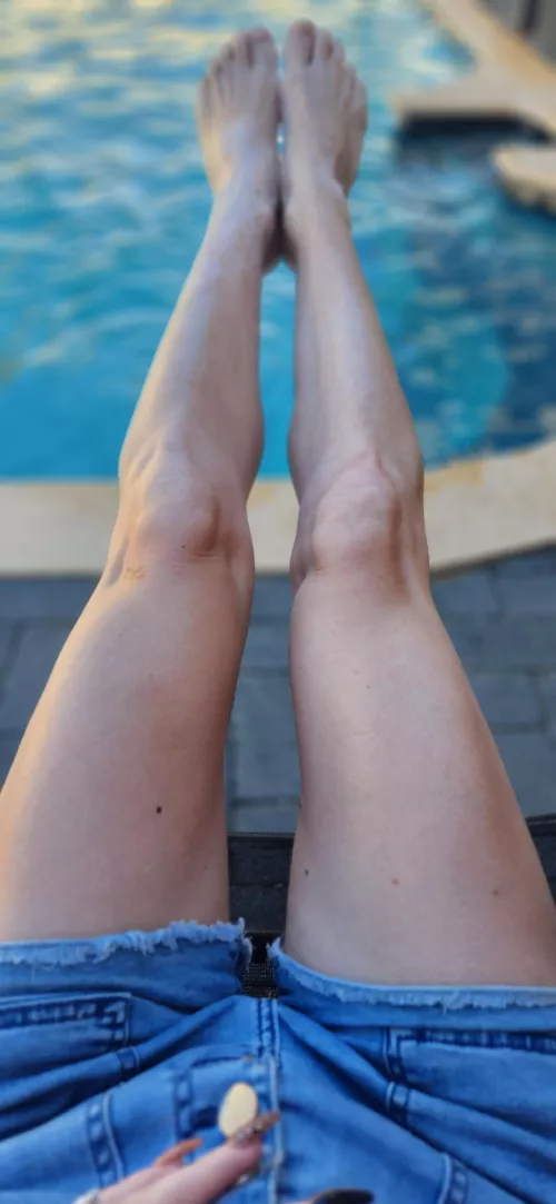 This gap goes all the way down