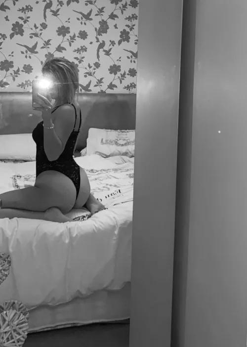 Trading 20yo gf. Dm me