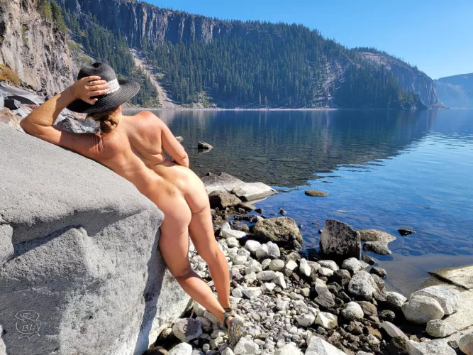 Unclothed in Cleetwood Cove 🌞