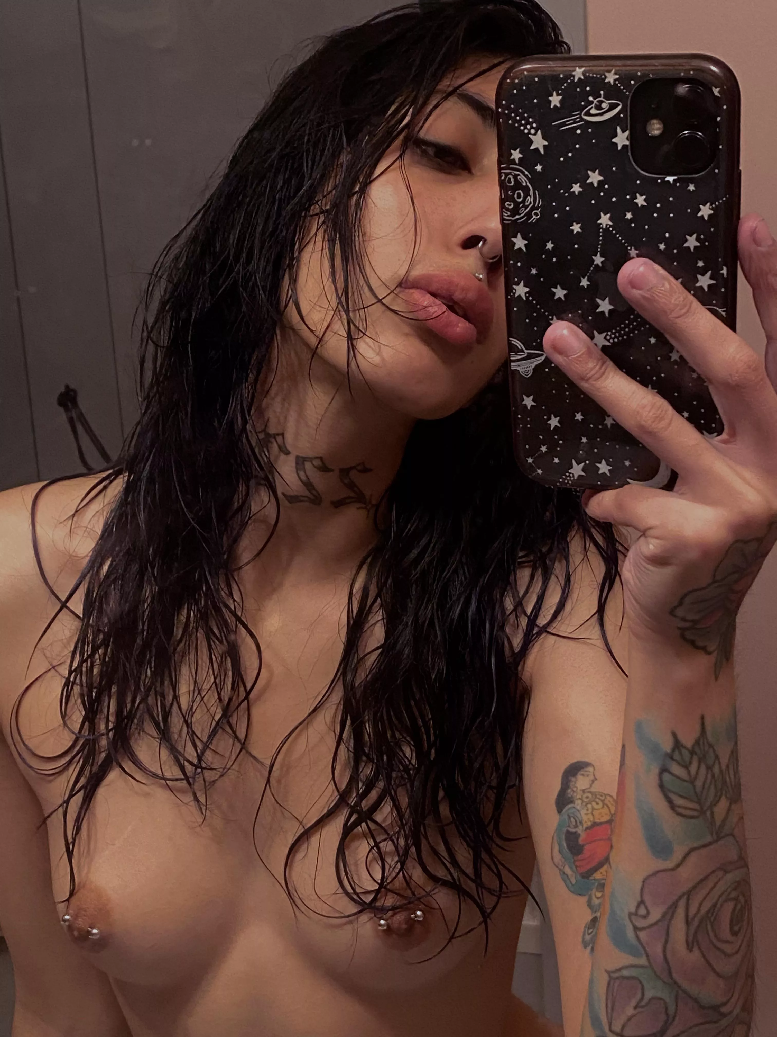 wanna play with my lil pierced titties ?