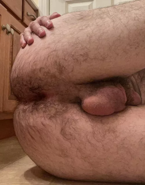 Who wants to be the first in here (21M) DMs welcome