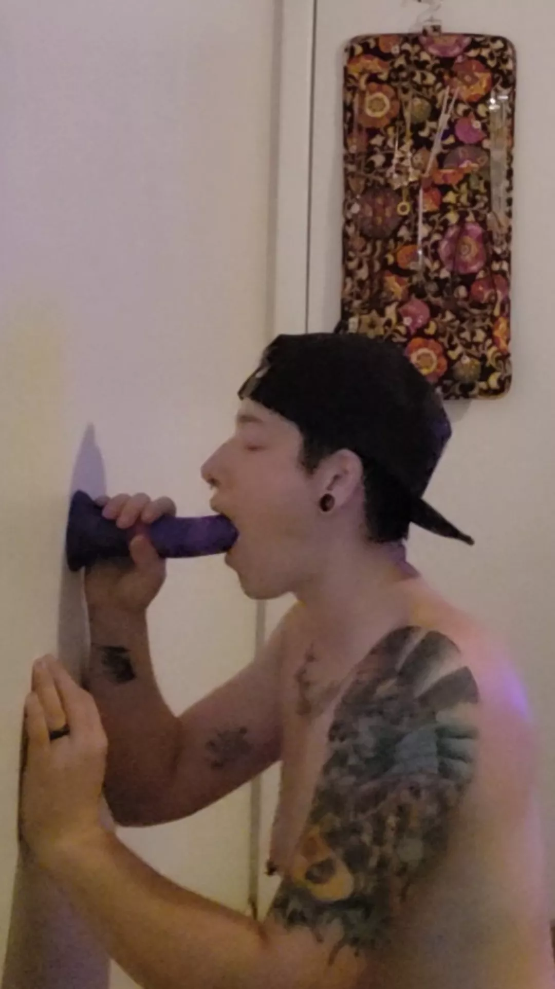 who wants to see me give this dildo head?