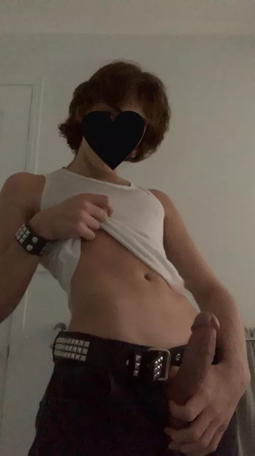 Who wants to suck me off while I game