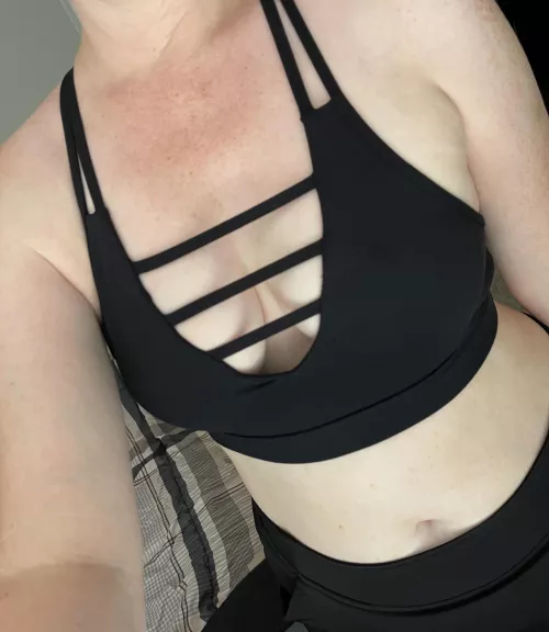 Workout cleavage
