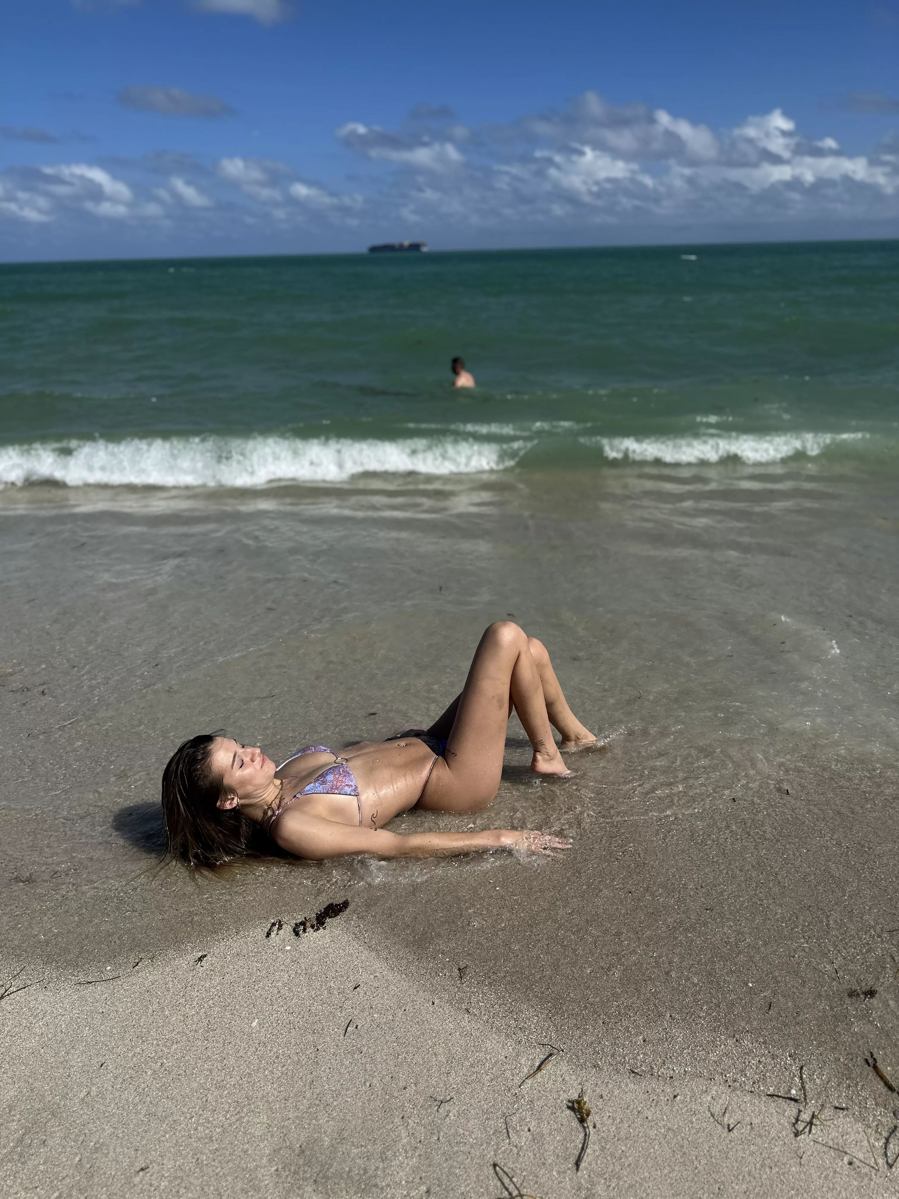 Would you fantasize about me when you saw me laying down here?