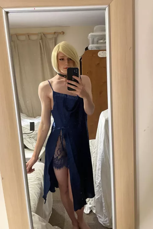 Would you give me a shot? 🤷🏼‍♀️😘