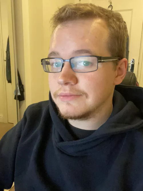 24 M. TGIF, I should be out dating but I’m already in a committed relationship with science 🧬